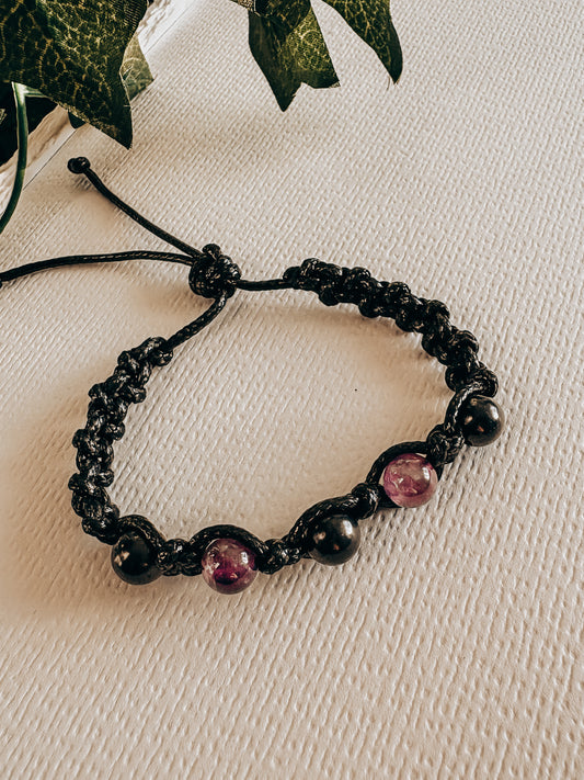 Pulsera MINTAKA SHUNGUITA: Paz mental y calma interior (Shunguita y Amatista)