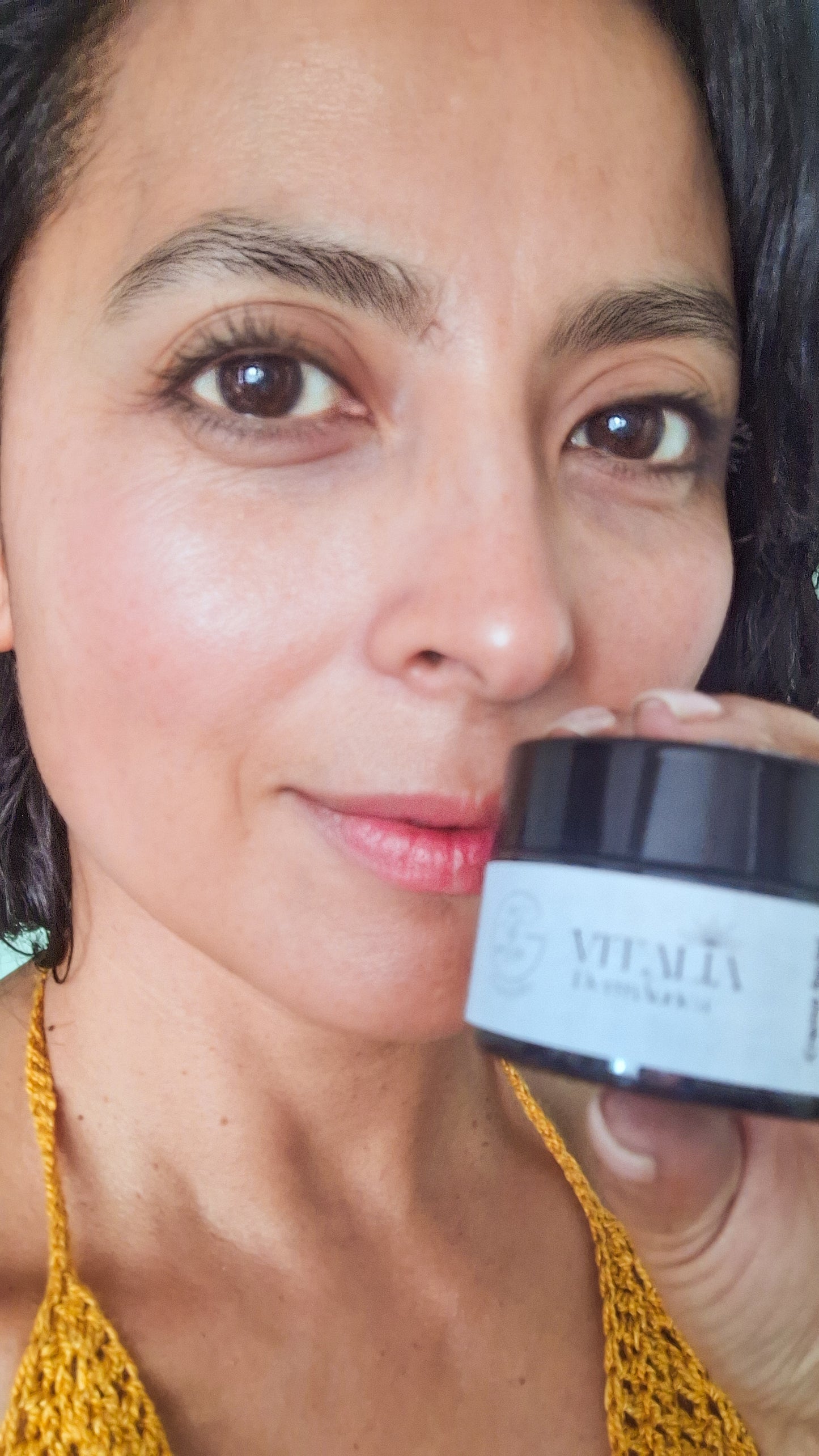 CREMA FACIAL VITALIA Shunguita: DÍA