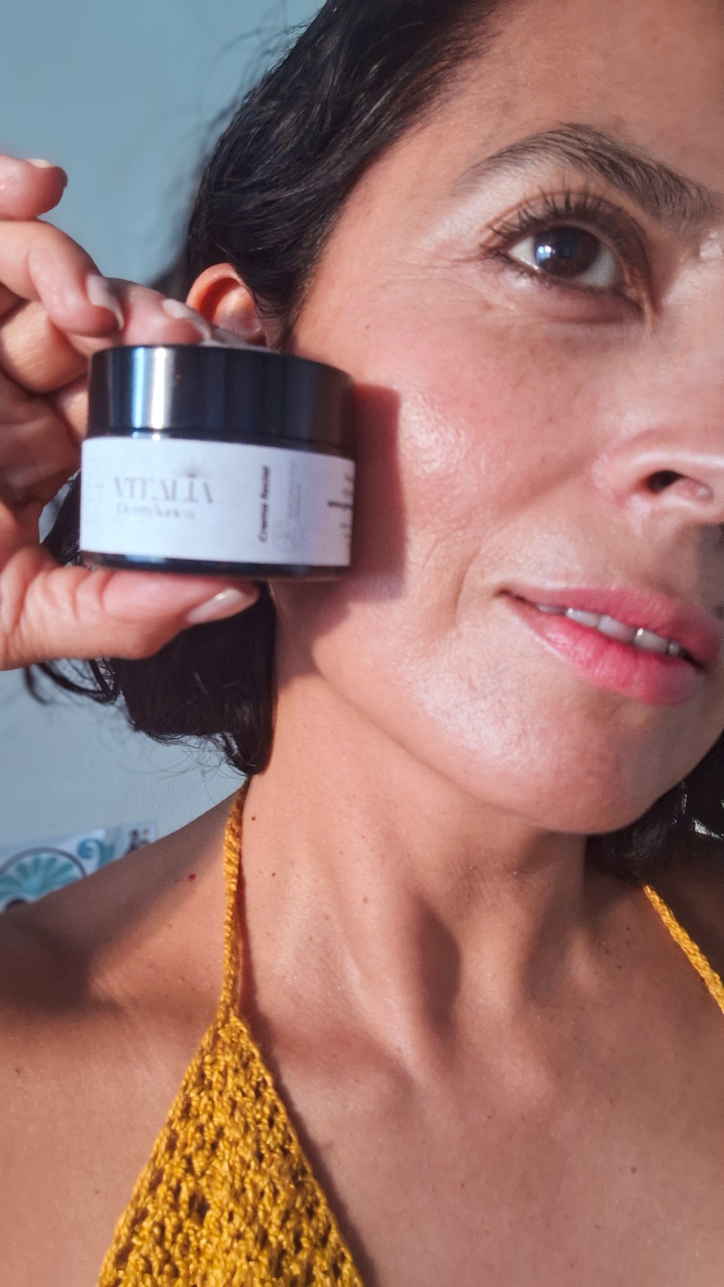 CREMA FACIAL VITALIA Shunguita: DÍA
