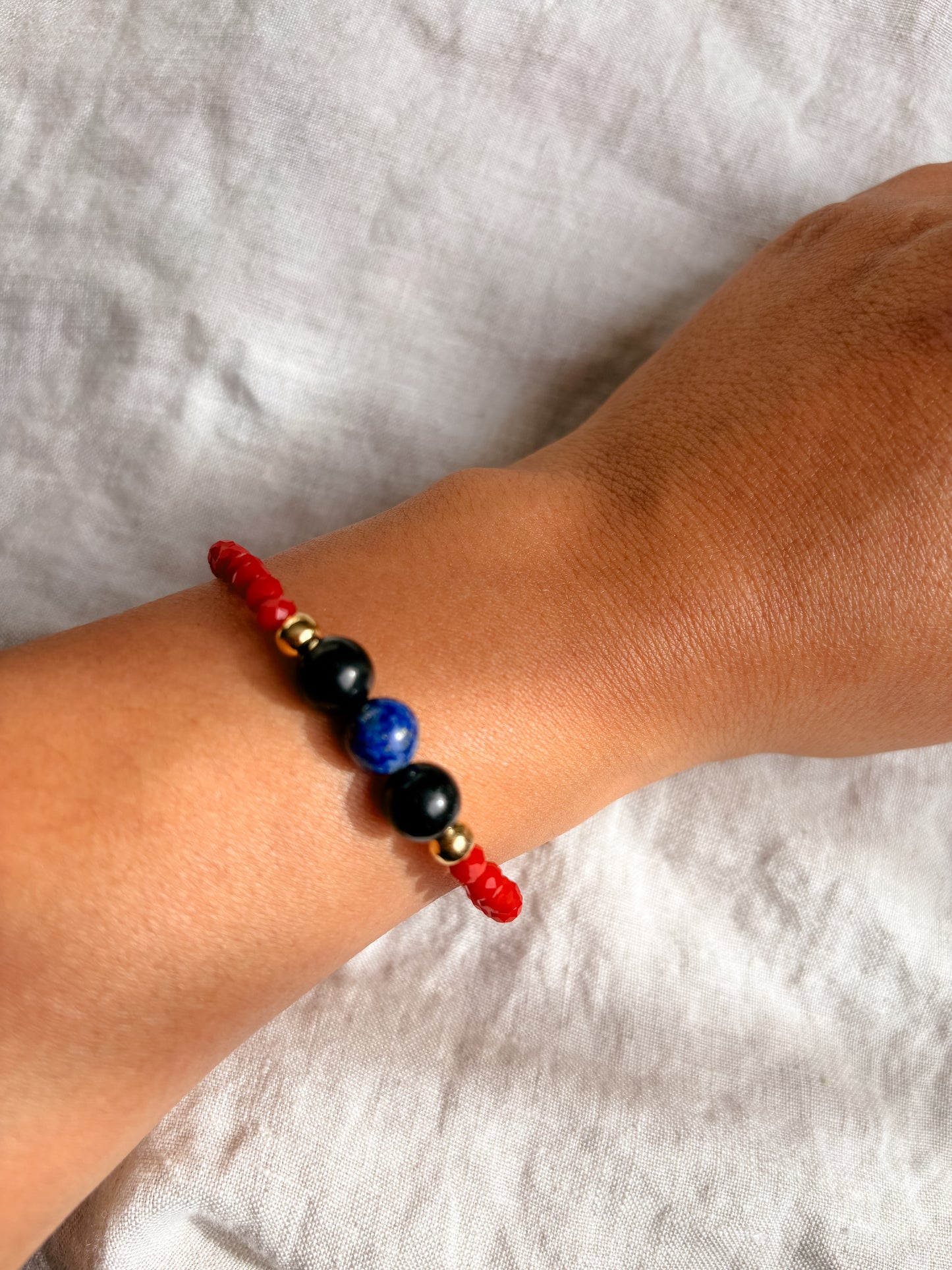 Pulsera de Protección Suprema: Shunguita, Lapislázuli y Cristal Checo