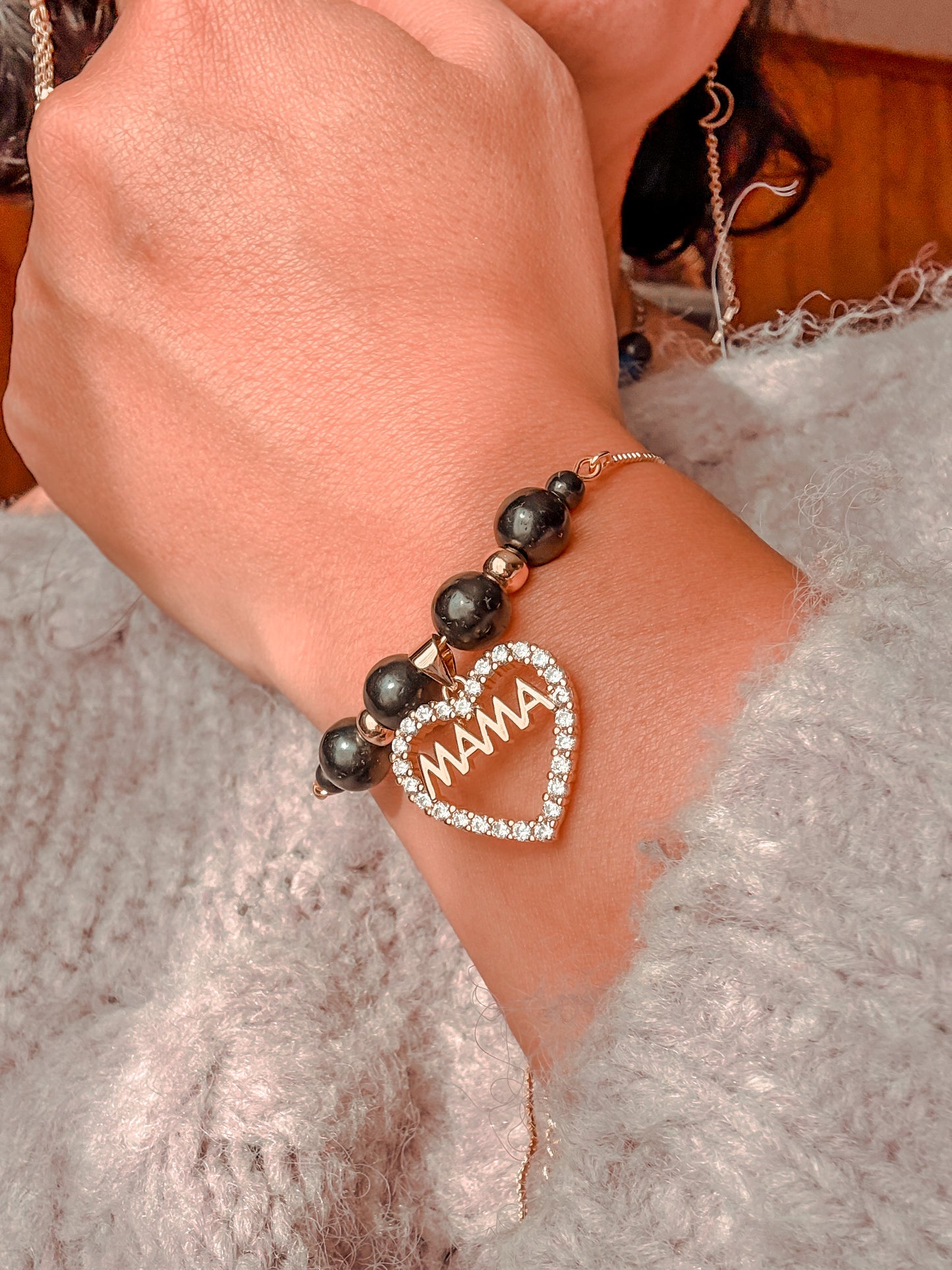 Pulsera Amuleto Corazón Mamá: Shunguita Protectora