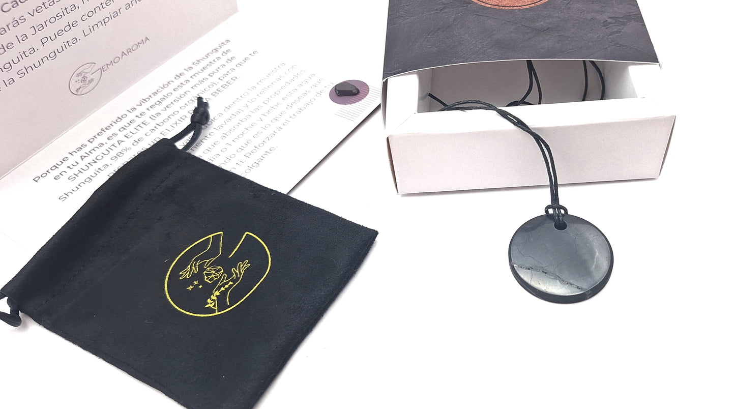 COLGANTE CIRCULAR DE SHUNGUITA (shungite-shungit-shugita) + REGALO trozo shungita Élite