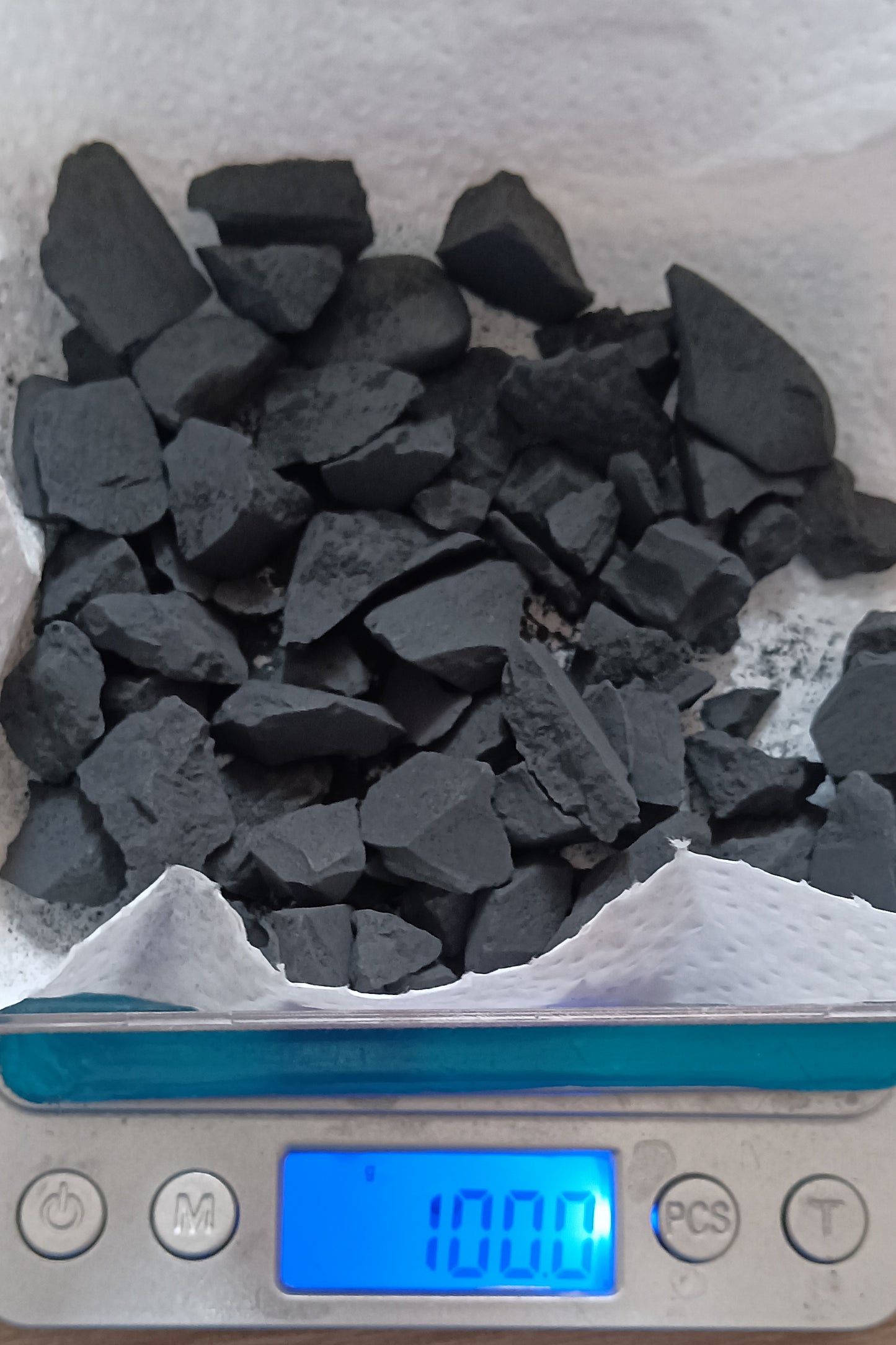 100 GRAMOS DE SHUNGUITA NEGRA (TIPO II) PARA PREPARA TU AGUA PARA BEBER + EBOOK MANUAL DE USO DE REGALO