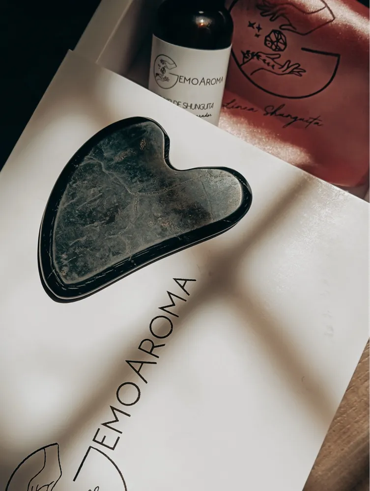 OFERTA!!! GUA-SHA DE PIEDRA SHUNGUITA (01 unidad)