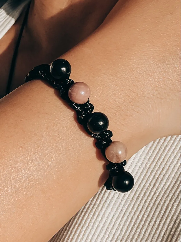 Pulsera MINTAKA SHUNGUITA: Sanación del corazón (Shunguita y Rodonita)